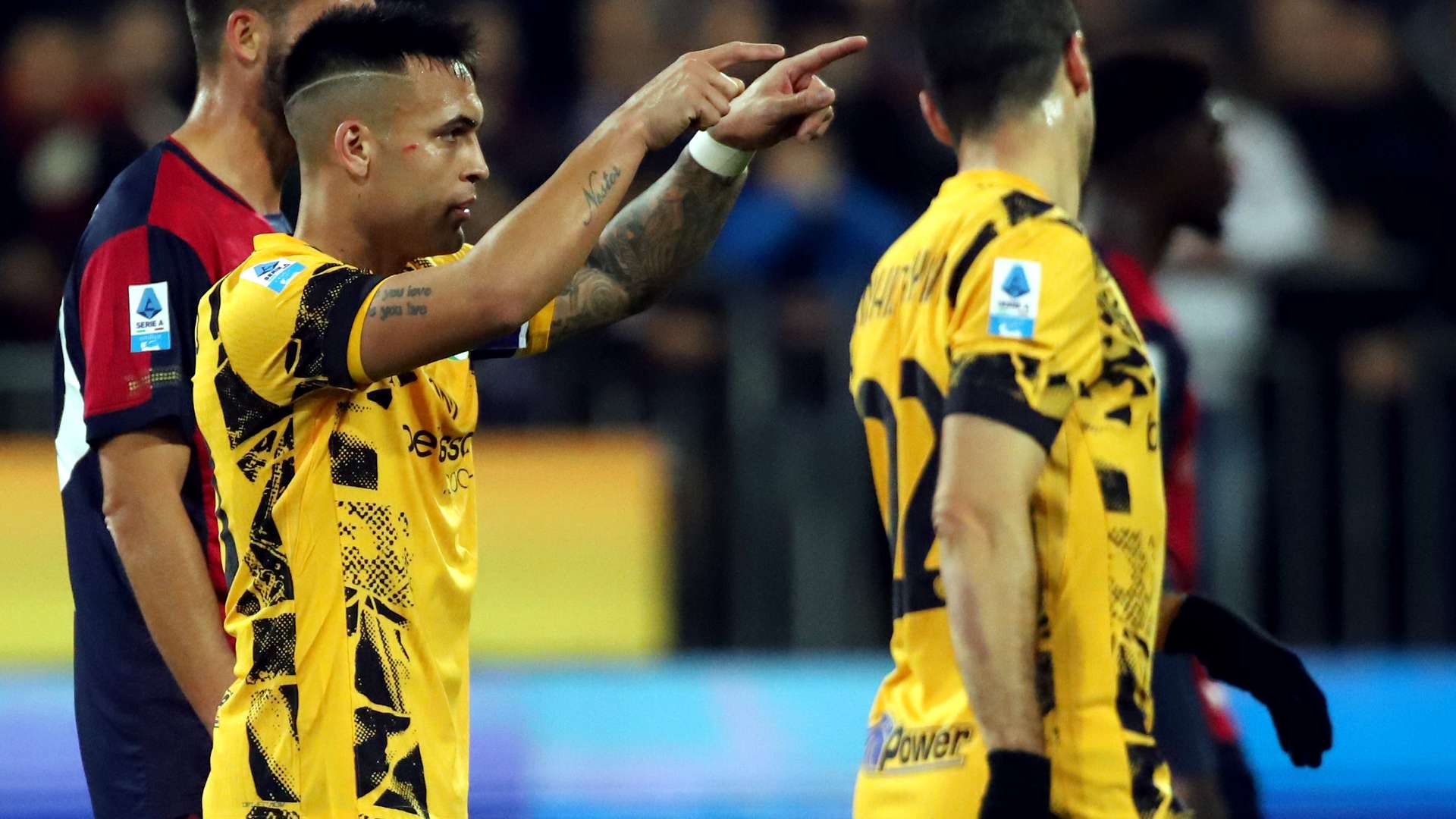 共活动中 共活动中