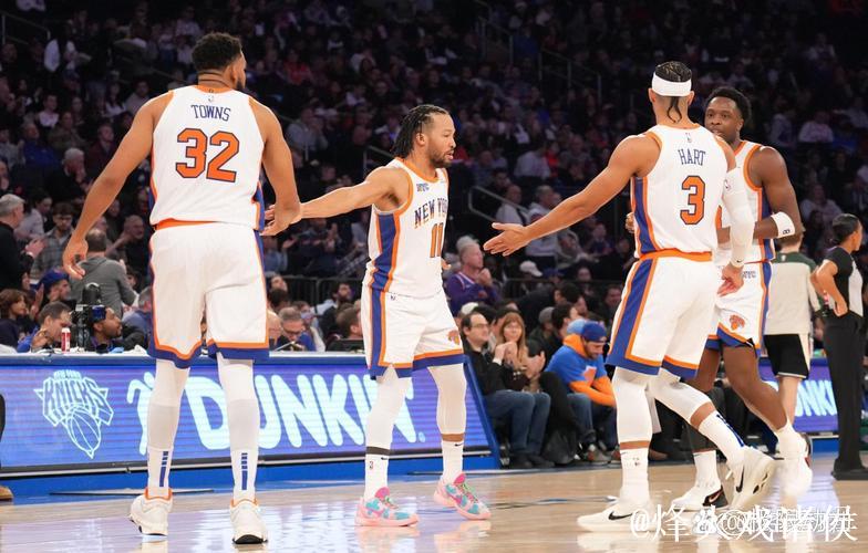 唐斯轰32分尼克斯大胜雄鹿 魔术力克鹈鹕终结5连败